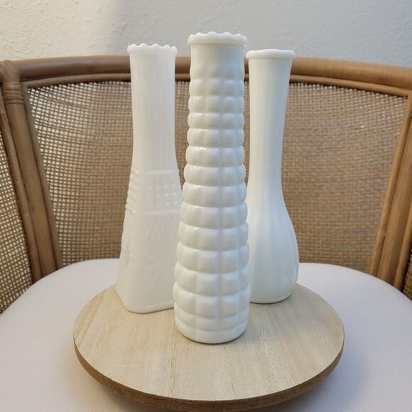VINTAGE ✨ Milk Glass White Ceramic Vase Set - Picture 1 of 5